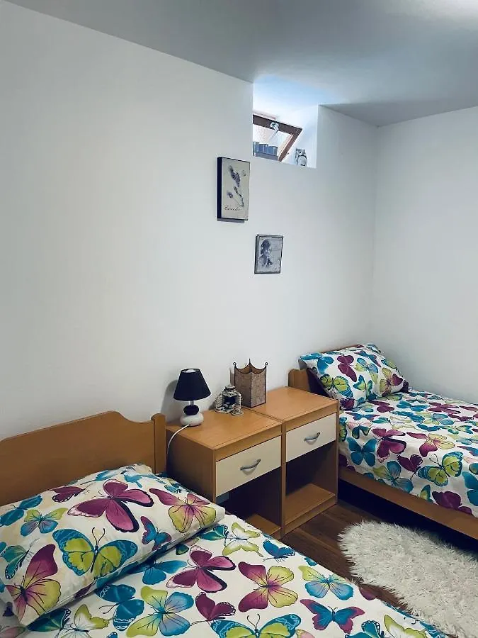 Apartment Apartmani Danijela Punat